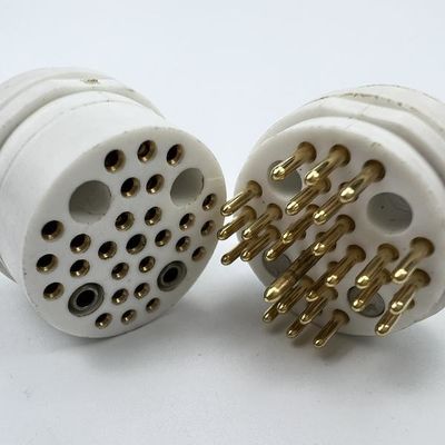 अच्छी कीमत Coaxial ip68 High Current Circular Connector 26 Signals Insulator For Endoscopy ऑनलाइन